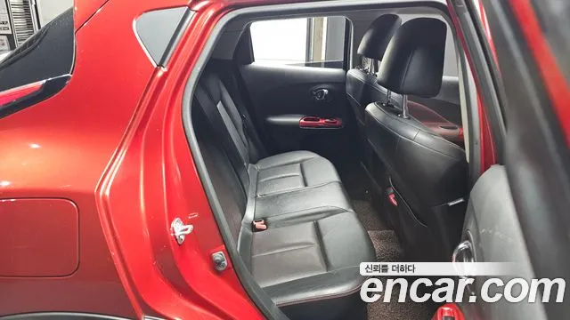 Nissan Juke 2015 thumb 11