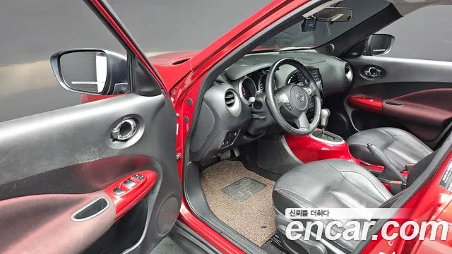 Nissan Juke 2015 thumb 12