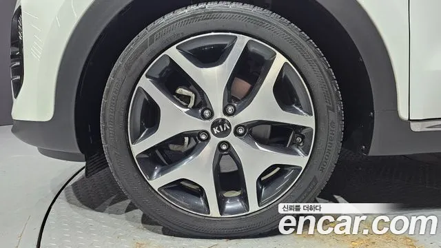 Kia Sportage 2018 thumb 5