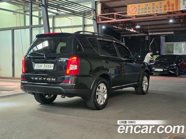 KG_Mobility_Ssangyong Rexton 2015 thumb 2