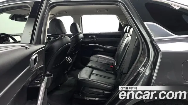 Kia Sorento 2023 thumb 12