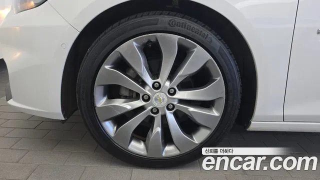 ChevroletGMDaewoo Malibu 2016 thumb 5