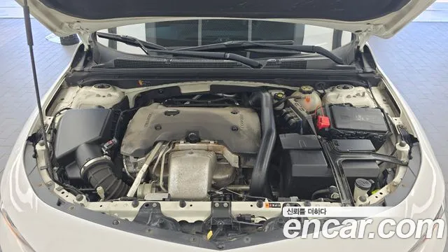 ChevroletGMDaewoo Malibu 2016 thumb 6