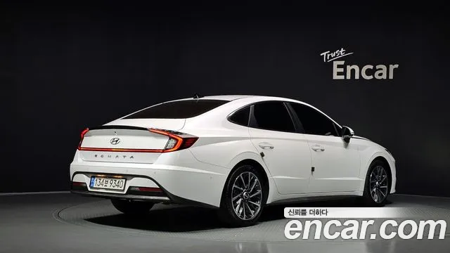 Hyundai Sonata 2022 thumb 2