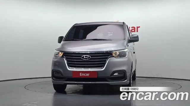 Hyundai Starex 2018 thumb 3