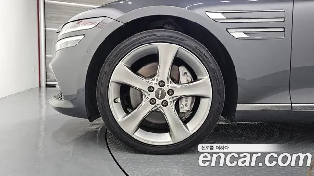 Genesis G80 2020 thumb 5