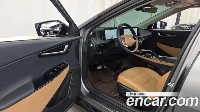Kia EV6 2023 thumb 10
