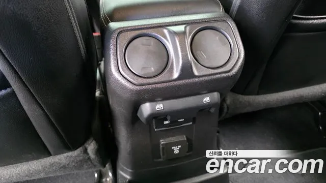 Jeep Wrangler 2020 thumb 12