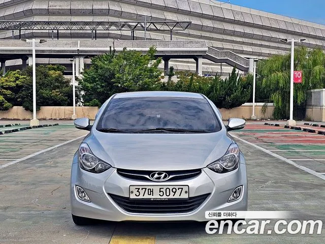 Hyundai Avante 2013 thumb 3