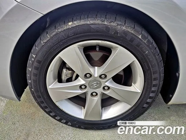 Hyundai Avante 2013 thumb 5