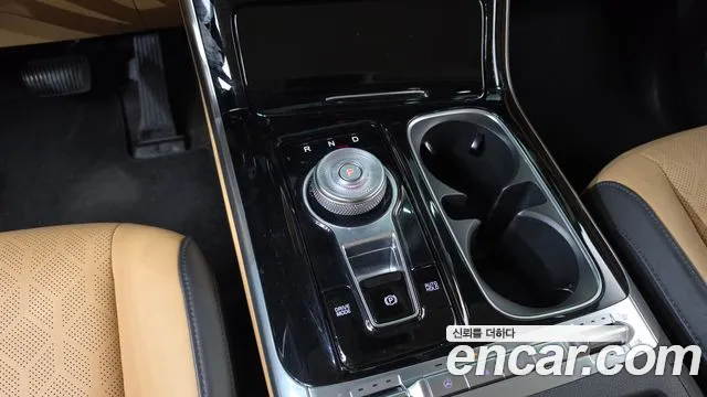 Kia Carnival 2022 thumb 9