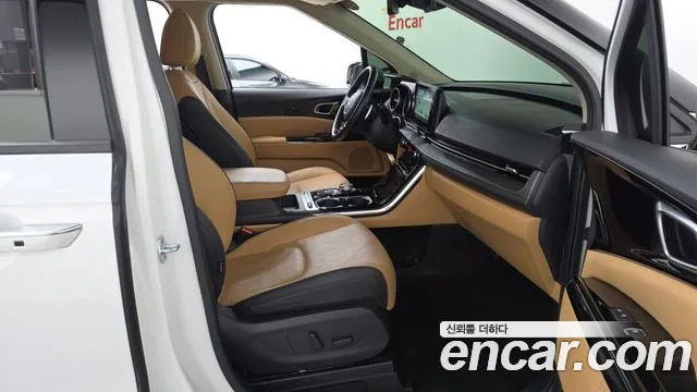 Kia Carnival 2022 thumb 11