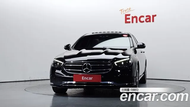 Mercedes-Benz E-Класс 2021 thumb 3
