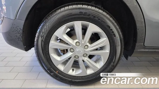 KG_Mobility_Ssangyong TIBOLI 2020 thumb 5