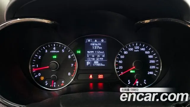 Kia K3 2013 thumb 8