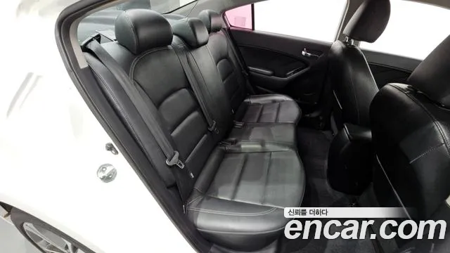 Kia K3 2013 thumb 11