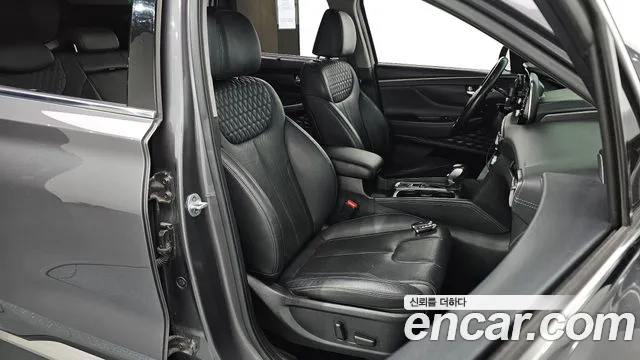 Hyundai Santa Fe 2018 thumb 11