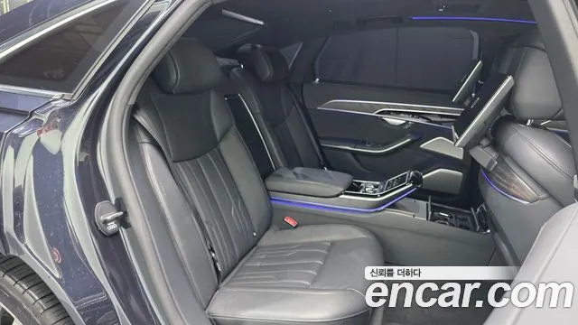 Audi A8 2021 thumb 10
