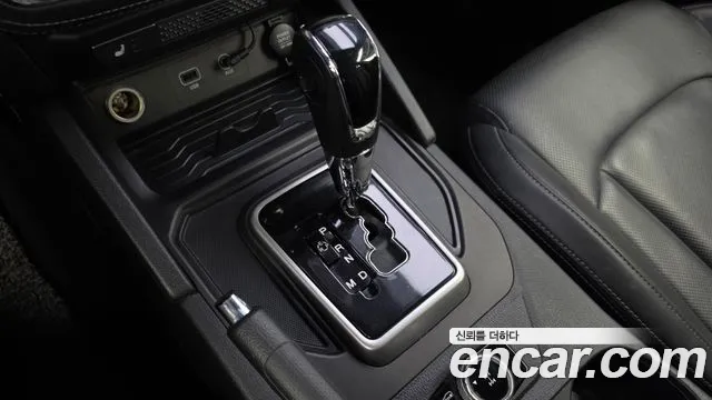 KG_Mobility_Ssangyong Rexton 2018 thumb 9