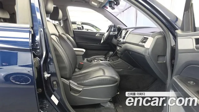 KG_Mobility_Ssangyong Rexton 2018 thumb 11