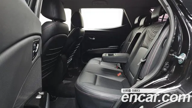 KG_Mobility_Ssangyong TIBOLI 2016 thumb 11