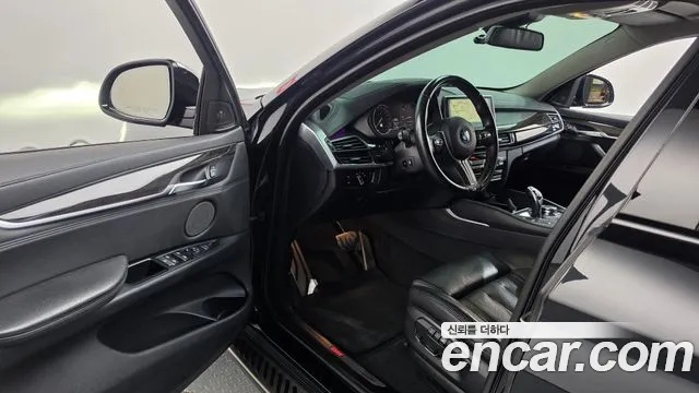 BMW X6 2015 thumb 10