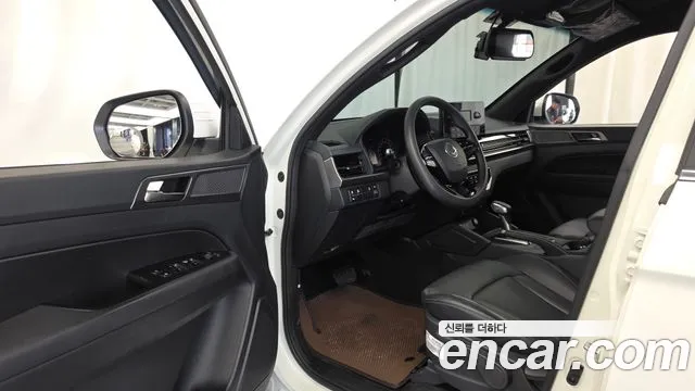 KG_Mobility_Ssangyong Rexton 2023 thumb 10