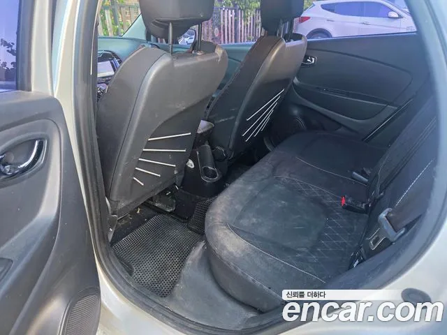 Renault-KoreaSamsung Captur 2014 thumb 10