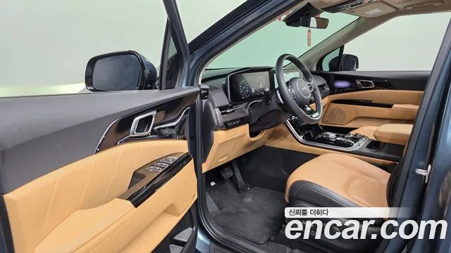 Kia Carnival 2023 thumb 9