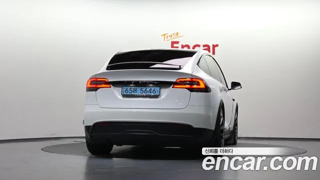 Tesla Model X 2023 thumb 3