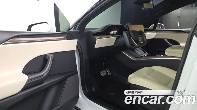Tesla Model X 2023 thumb 9