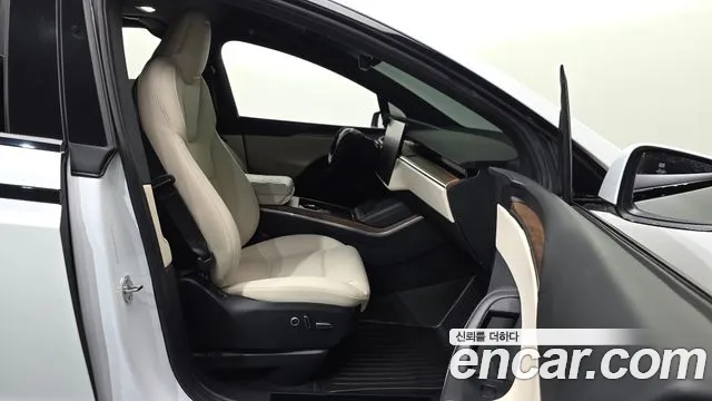 Tesla Model X 2023 thumb 10