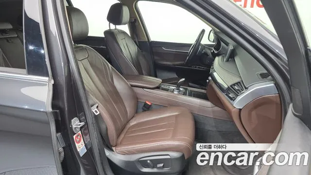BMW X5 2018 thumb 11