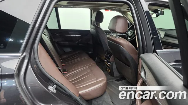 BMW X5 2018 thumb 12