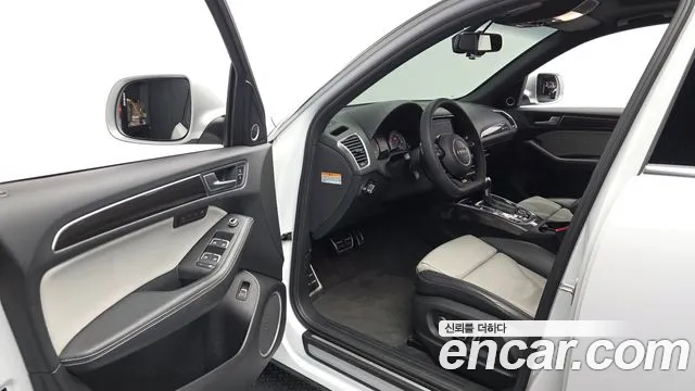 Audi SQ5 2014 thumb 9
