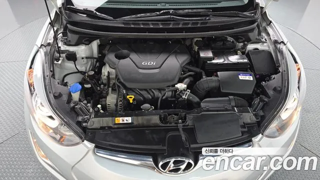 Hyundai Avante 2015 thumb 6