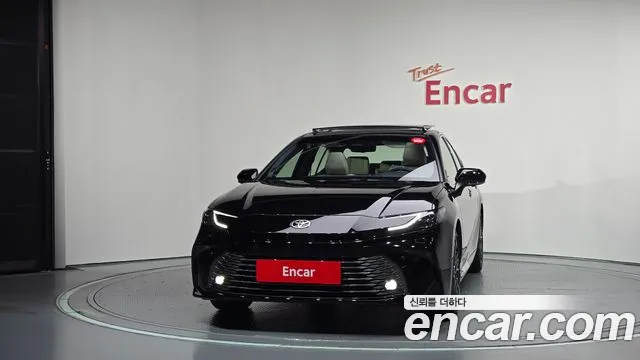 Toyota Camry 2026 thumb 3