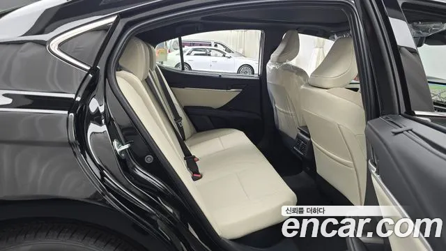 Toyota Camry 2026 thumb 12