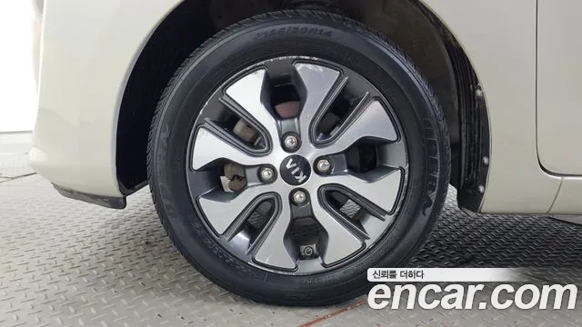 Kia Morning 2015 thumb 5