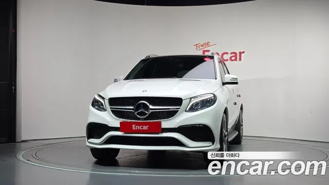 Mercedes-Benz GLE 2016 thumb 3