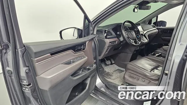 Honda Odyssey 2018 thumb 10