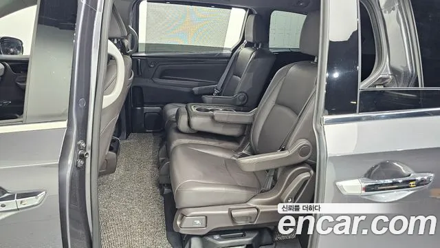 Honda Odyssey 2018 thumb 11