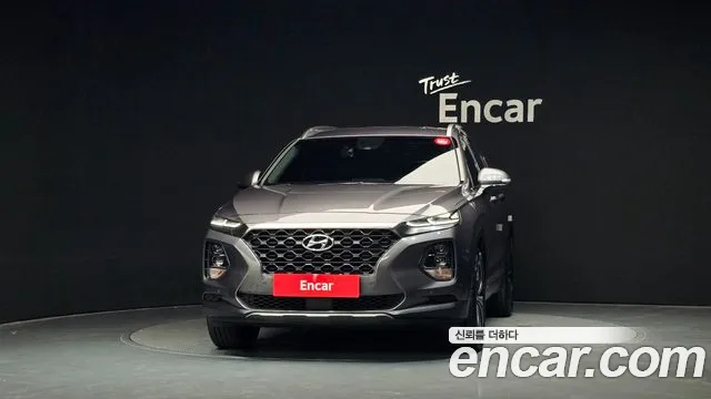 Hyundai Santa Fe 2018 thumb 3