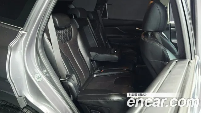 Hyundai Santa Fe 2018 thumb 11