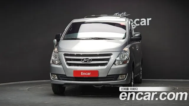 Hyundai Starex 2016 thumb 3
