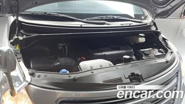 Hyundai Starex 2016 thumb 6