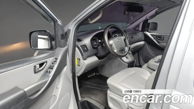 Hyundai Starex 2016 thumb 12