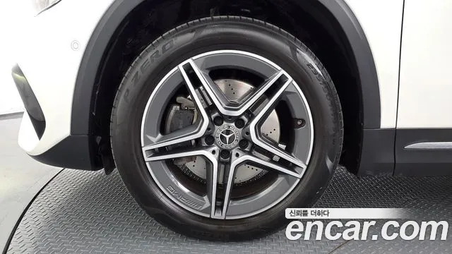 Mercedes-Benz GLA 2020 thumb 5