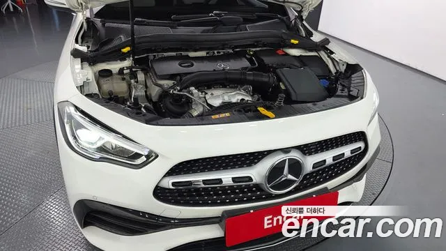 Mercedes-Benz GLA 2020 thumb 6