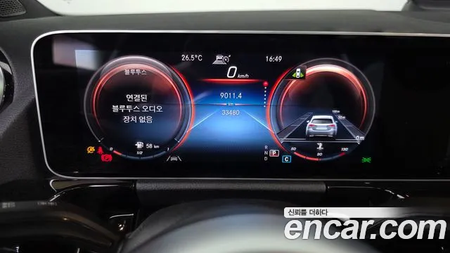 Mercedes-Benz GLA 2020 thumb 8